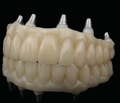 Cyrkon estetyczny i PMMA